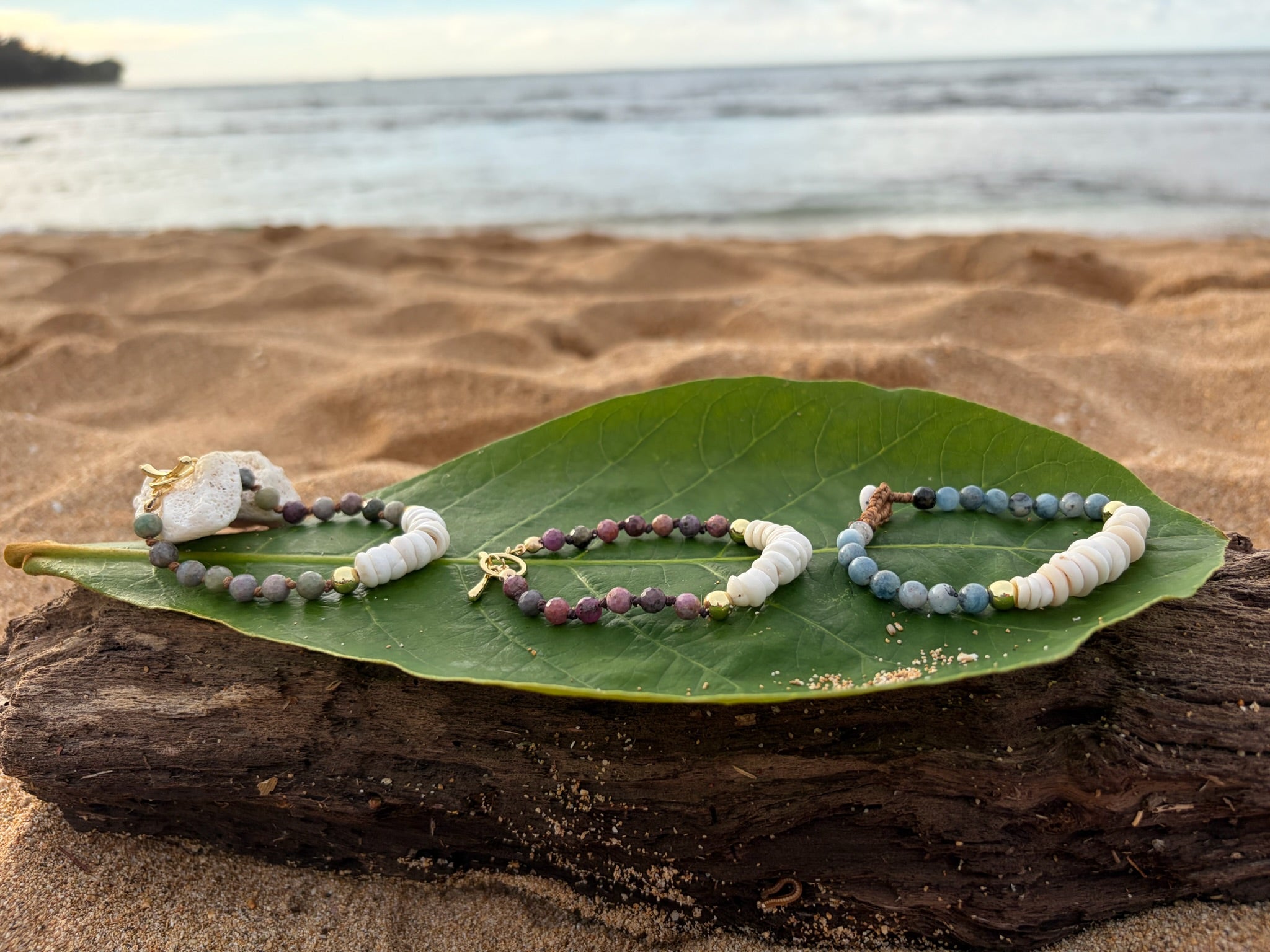 Ruby Gradiant Puka Knotted Bracelet